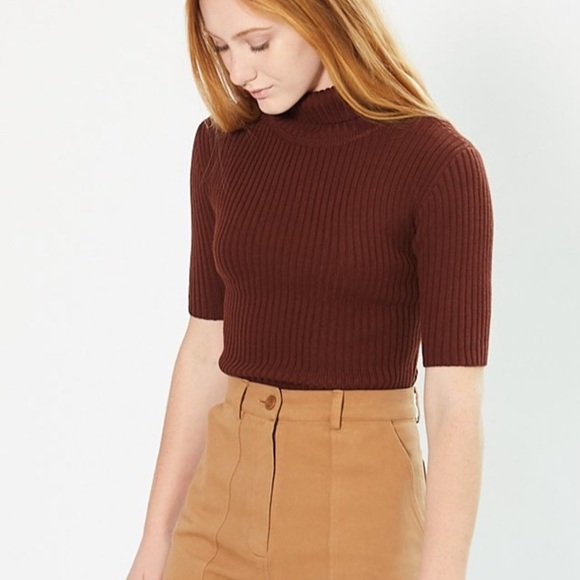 First Rite Ribbed Cropped Turtleneck, *BLACK* - Picture 5 of 9